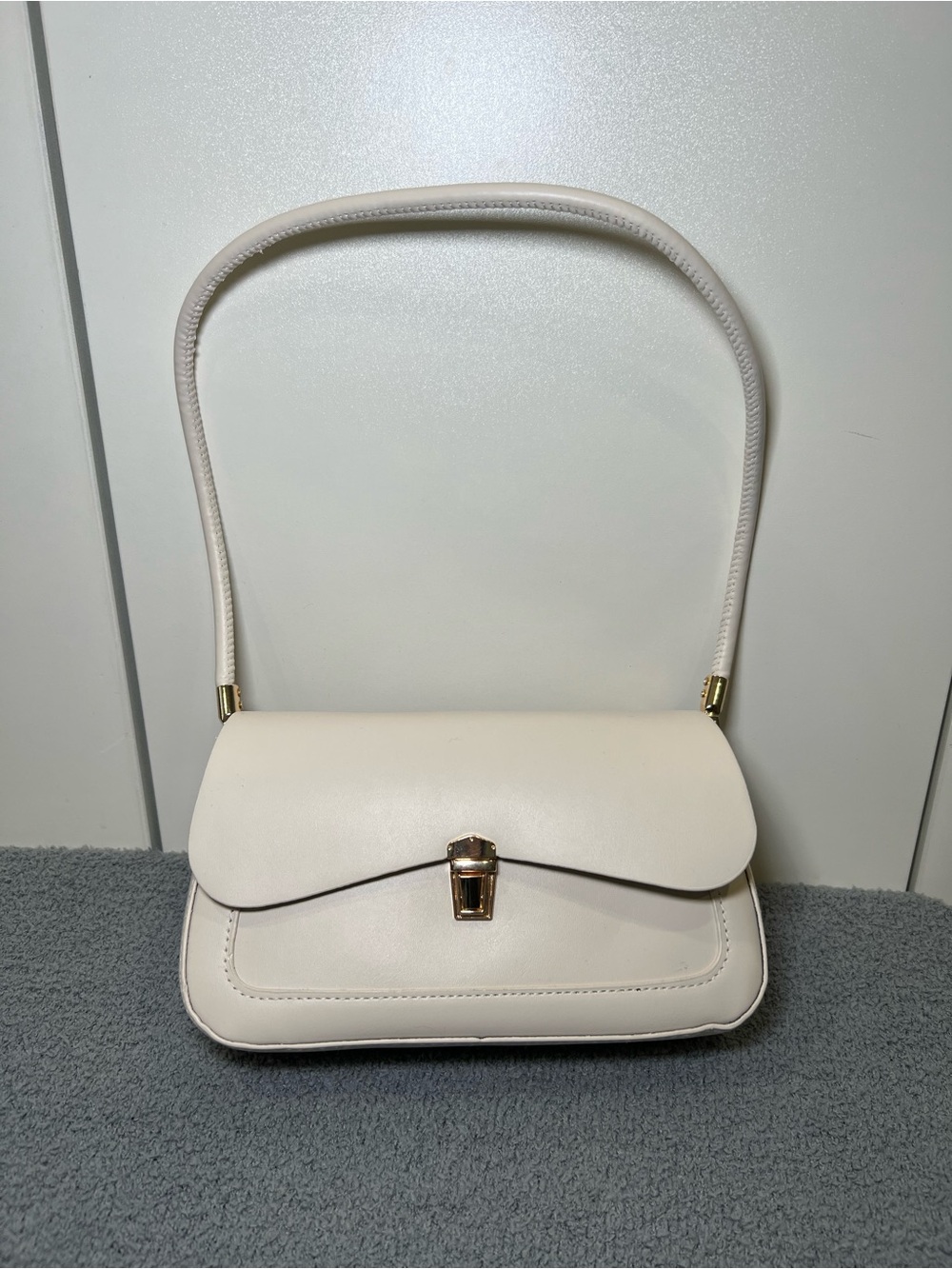 Cream Shoulder Bag with Gold Hardware